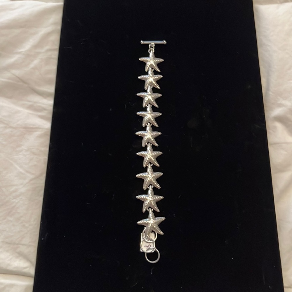 Adorable New Starfish 950 Sterling Silver Bracelet Toggle. NWT